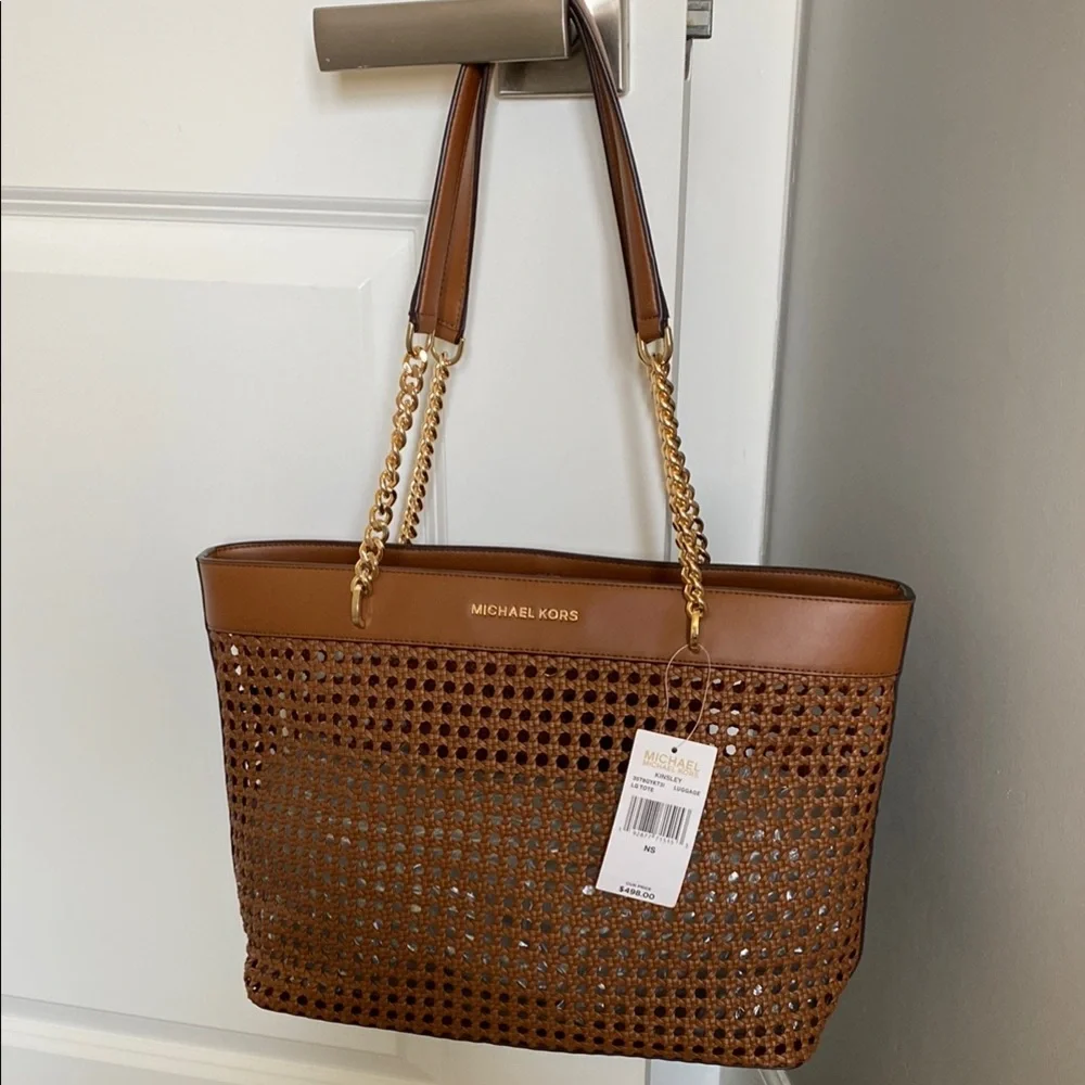 MICHAEL Michael Kors large woven Kinsley Tote NEW